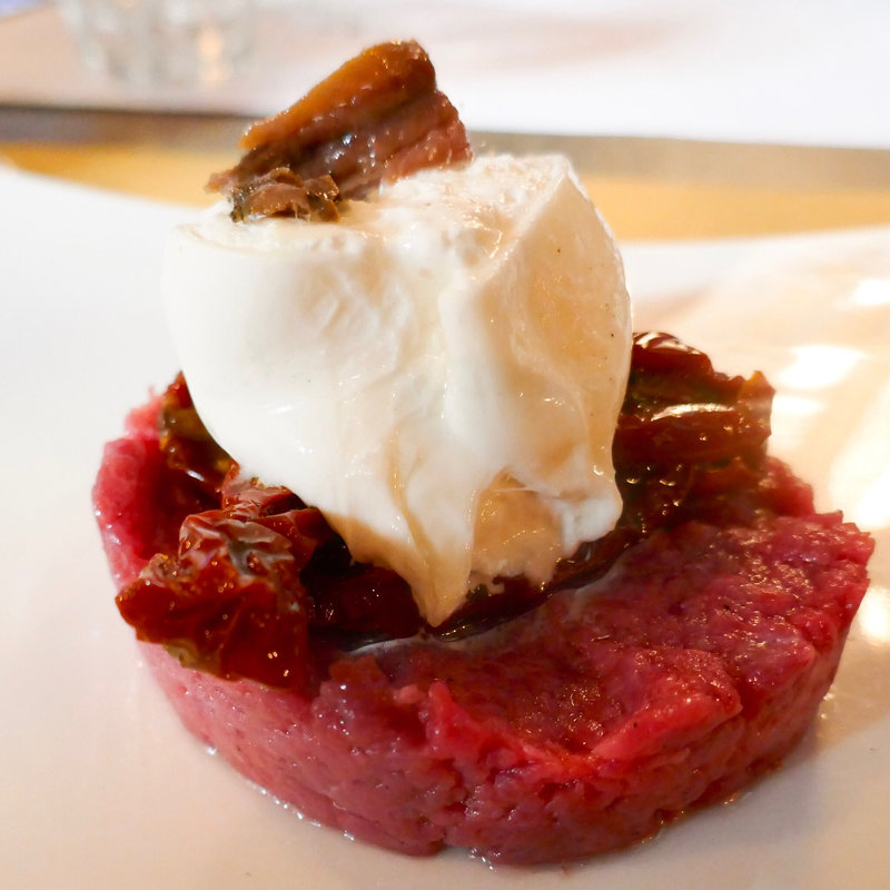 ピエモンテ・ファッソーナ牛のタルタルステーキ(SCIBUI)