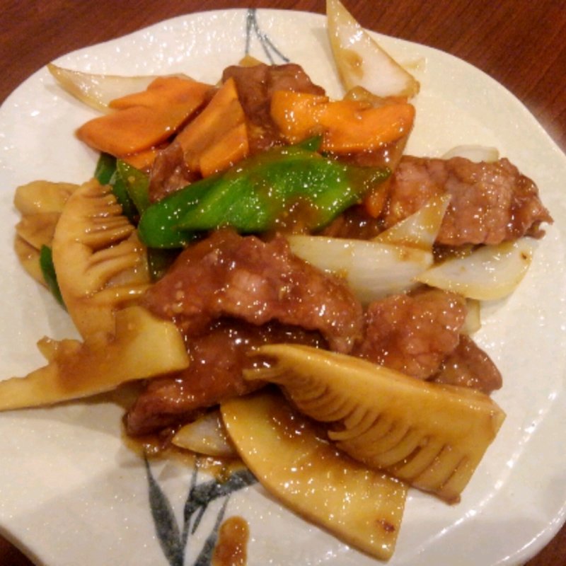 牛肉のオイスターソース炒め(台湾料理 有香園)