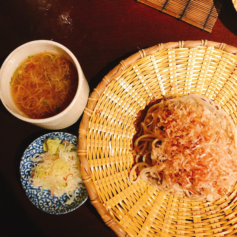 紀州梅だれ蕎麦(玉椿 （たまつばき）)