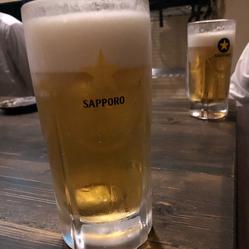 サッポロ黒ラベル 中ジョッキ(串焼きと炉端のお店 なべ家)