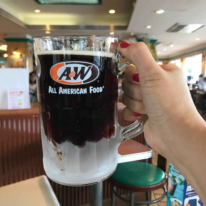 ルートビア(Ａ＆Ｗ 牧港店 （エイアンドダブリュ）)