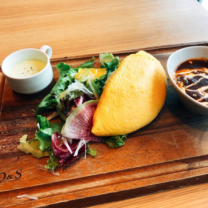 オムライスランチ(木と光と厨房 ALUCU)