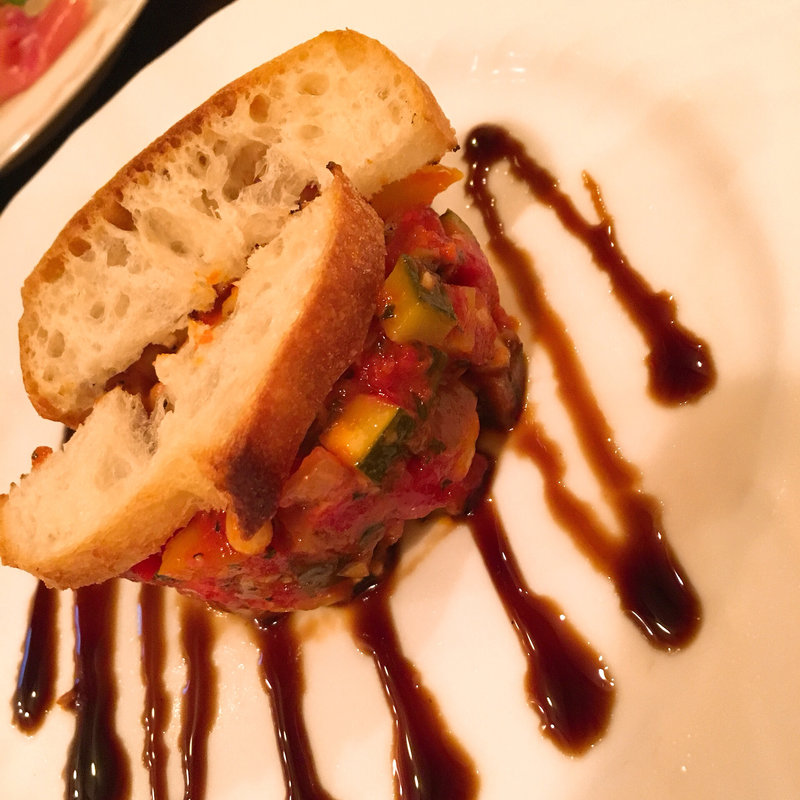 カポナータとモッツァレラ(Cuore)