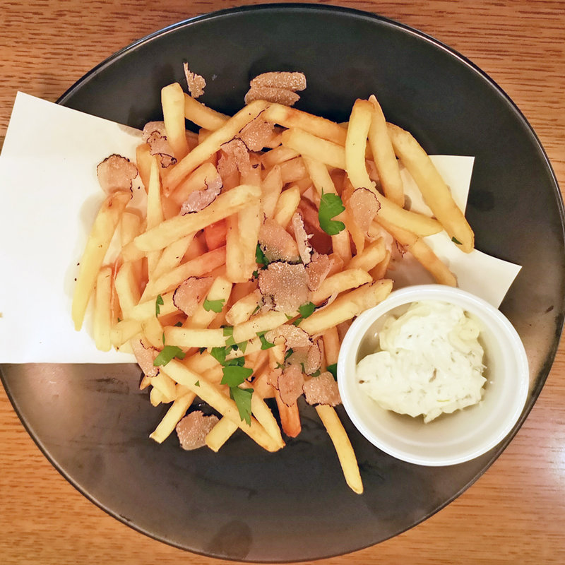 トリュフづくしの贅沢フレンチフライ ～マスカルポーネのトリュフソース～(HYTOKYO)