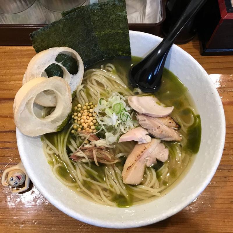 水出し煎茶と羅臼昆布の冷やし塩らーめん(らーめん専門 和海 （なごみ）)