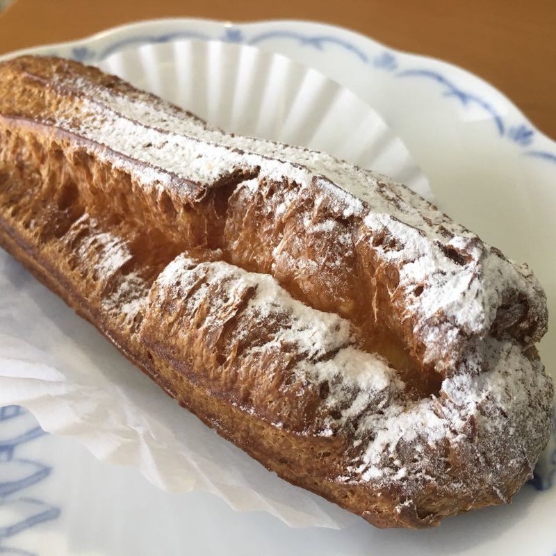 シュークリーム(レモン)(洋菓子店slow)