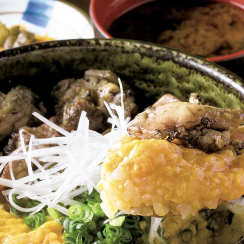 元祖炭火焼親子丼(日本橋ぼんぼり)