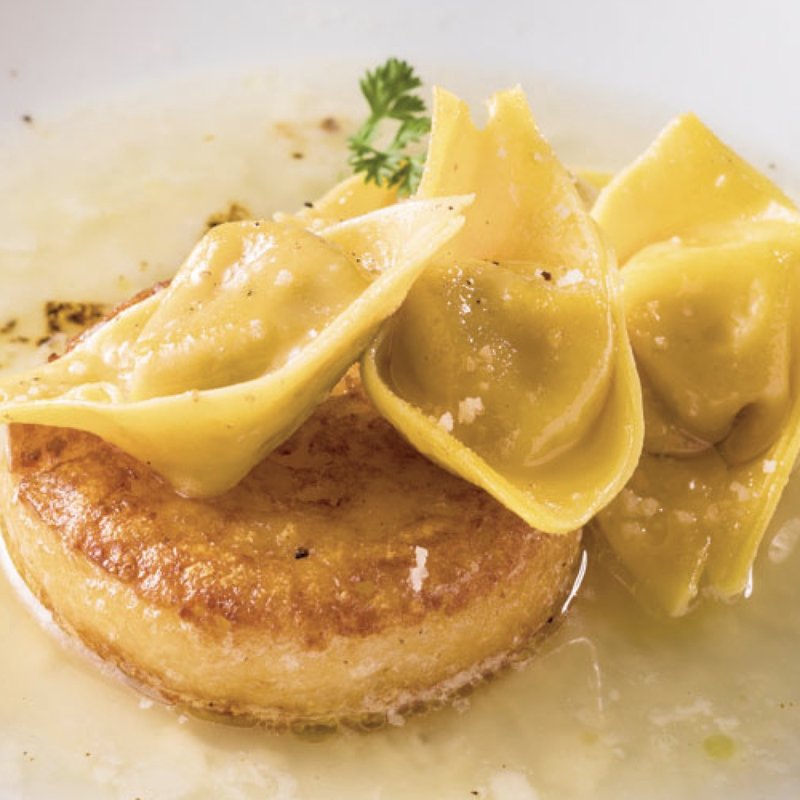 大山ひな鳥とフォアグラのトルテッリと焼きリゾット鶏のコンソメとフォンティーナチーズのソース(Bruschetteria Degli Artisti)