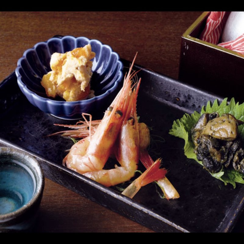 今夜のおつまみ3点盛り（柿とクリームチーズの白和え、甘海老の沖漬け、ふきのとうと貝の肝煮）(潮音 （シオン）)