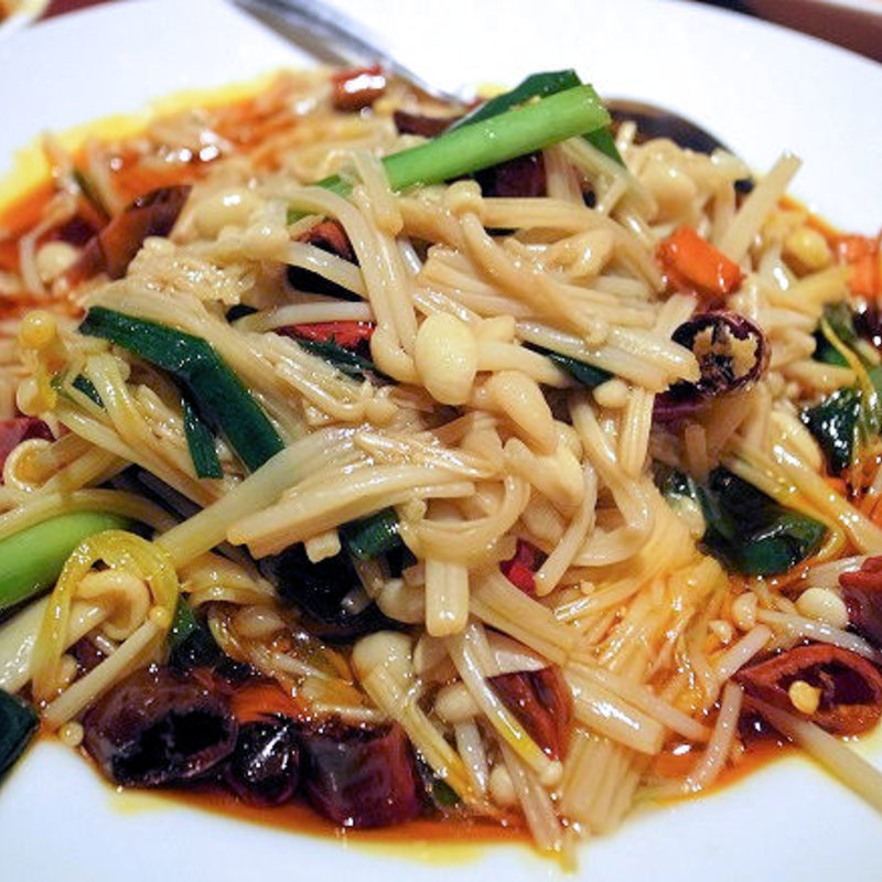 麻香金針菇（えのき茸の香り油かけ）(本格中華料理 陳家私菜 渋谷店)