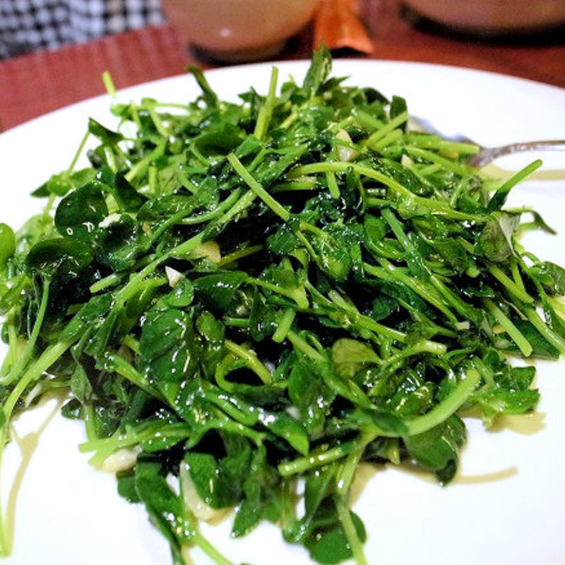 シャキシャキ豆苗炒め(本格中華料理 陳家私菜 渋谷店)