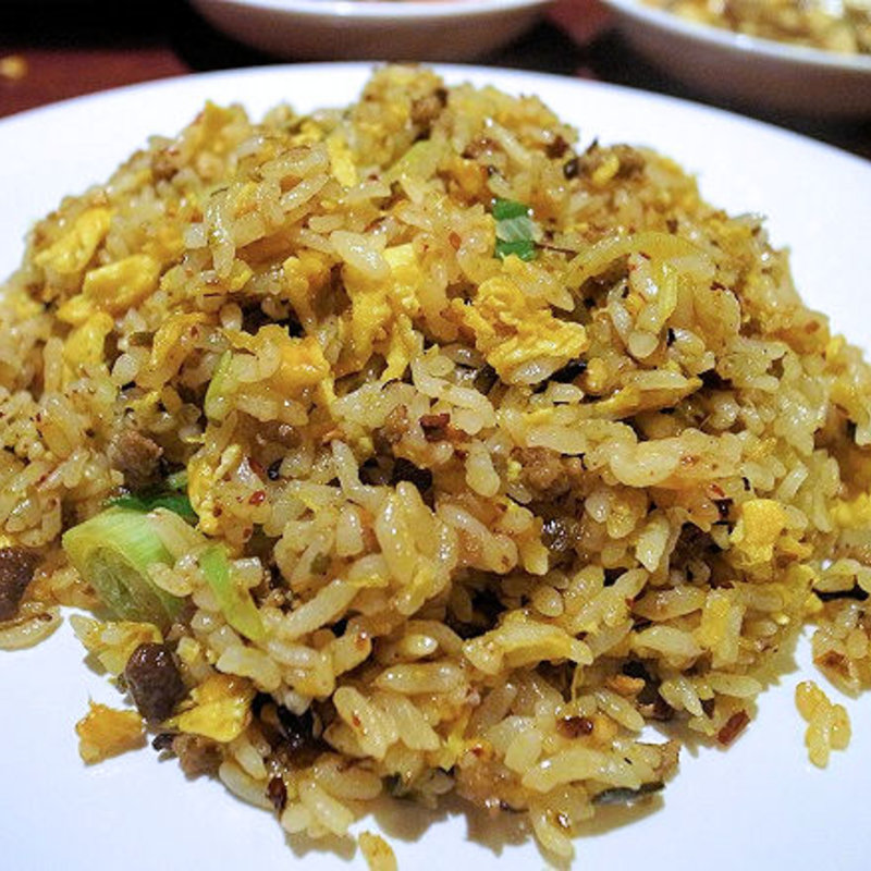 本場四川ピリ辛スパイシー炒飯(本格中華料理 陳家私菜 渋谷店)