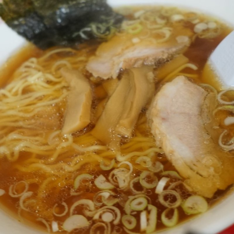サービスセット(ラーメンと半チャーハン)(新新 （シンシン）)