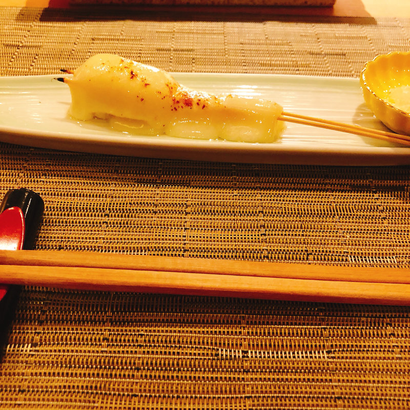 プロヴォローネチーズ串(神楽坂 今井屋本店)