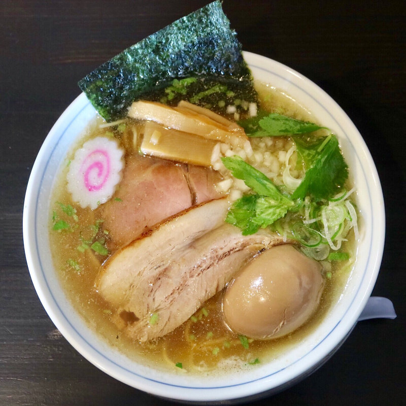 煮干しらーめん(麺奏 弥栄 （iyasaka）)