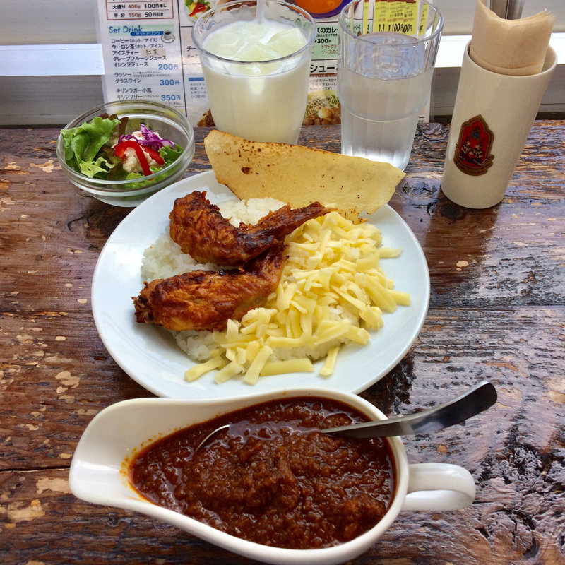 手羽先のせチキンカレー（2本）(ヒナタ屋)