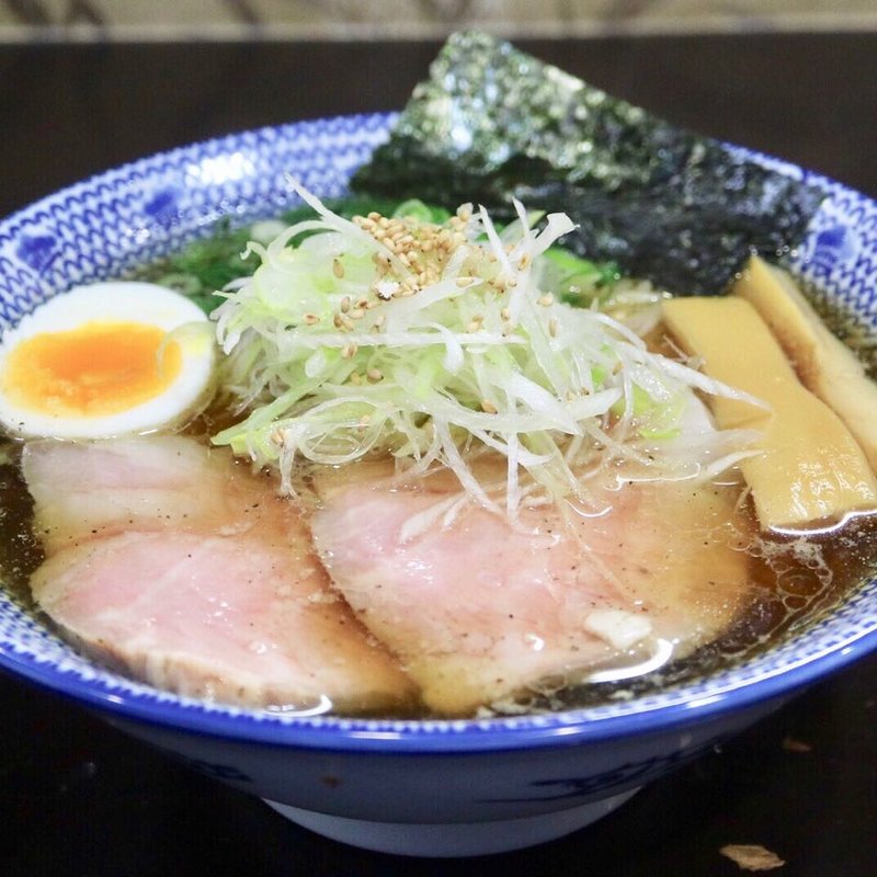 煮干らーめん(煮干らぁめん 佐伝 )