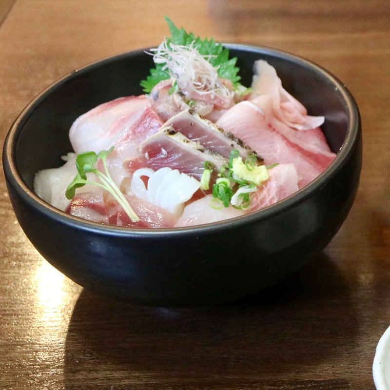 地魚丼(勝 （かつ）)