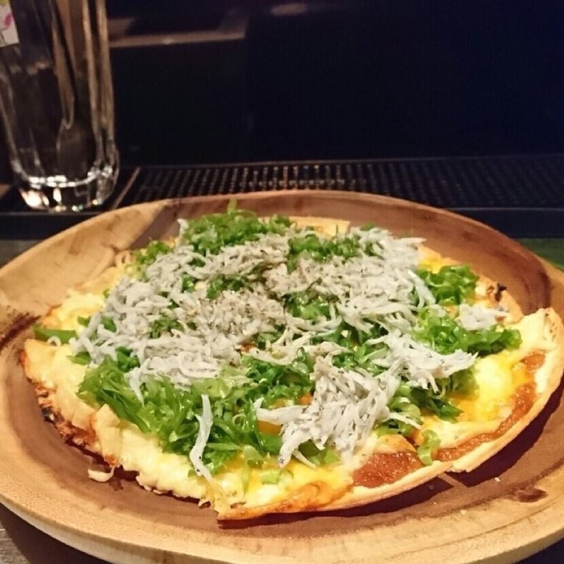 しらすとネギの和風ピザ(お酒と和ごはん KINJO)