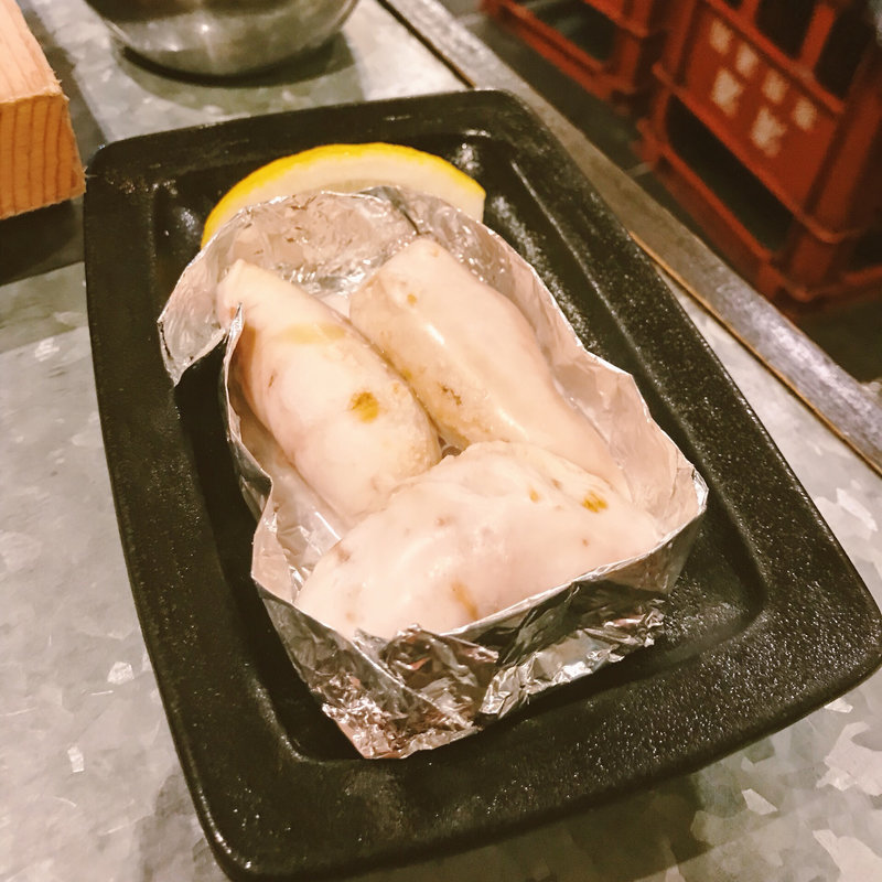 河豚白子塩焼き(地魚酒場 魚八商店 鶴橋店)