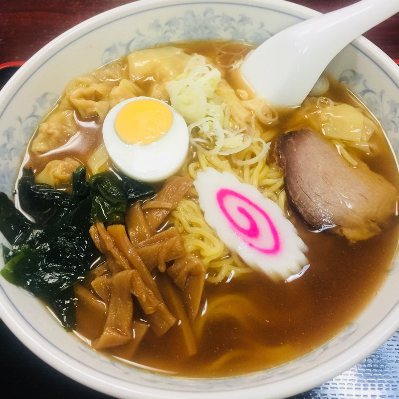 雲呑麺(中華料理 三河屋)