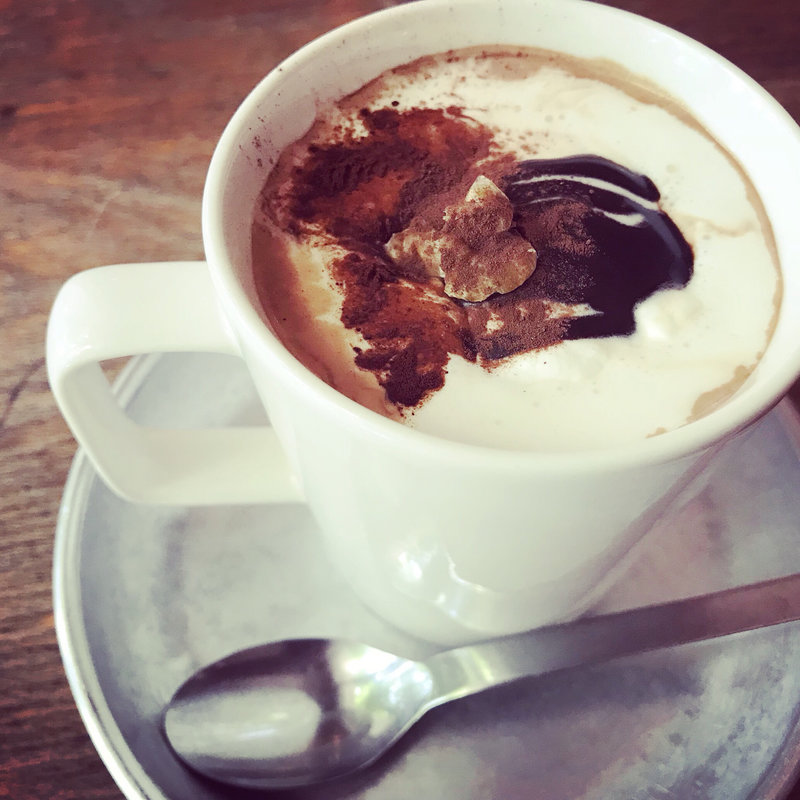 カフェウクライナ(カフェ モーツァルト アトリエ （cafe MozartAtelier）)