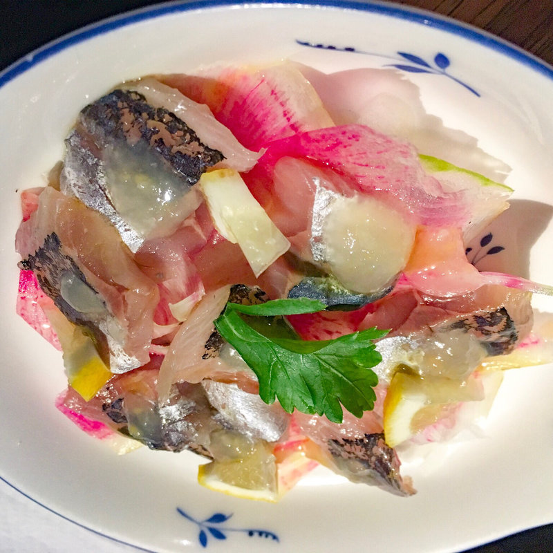 真鯵と紅芯大根の塩レモンカルパッチョ(ディプント銀座七丁目店)
