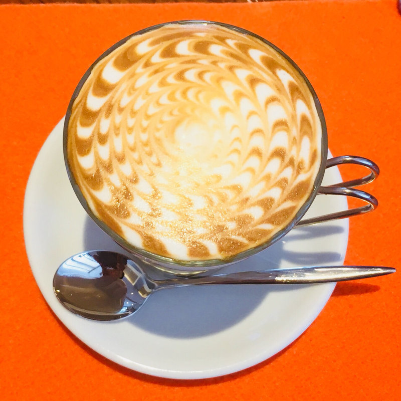 ラテマキアート(名次珈琲店)