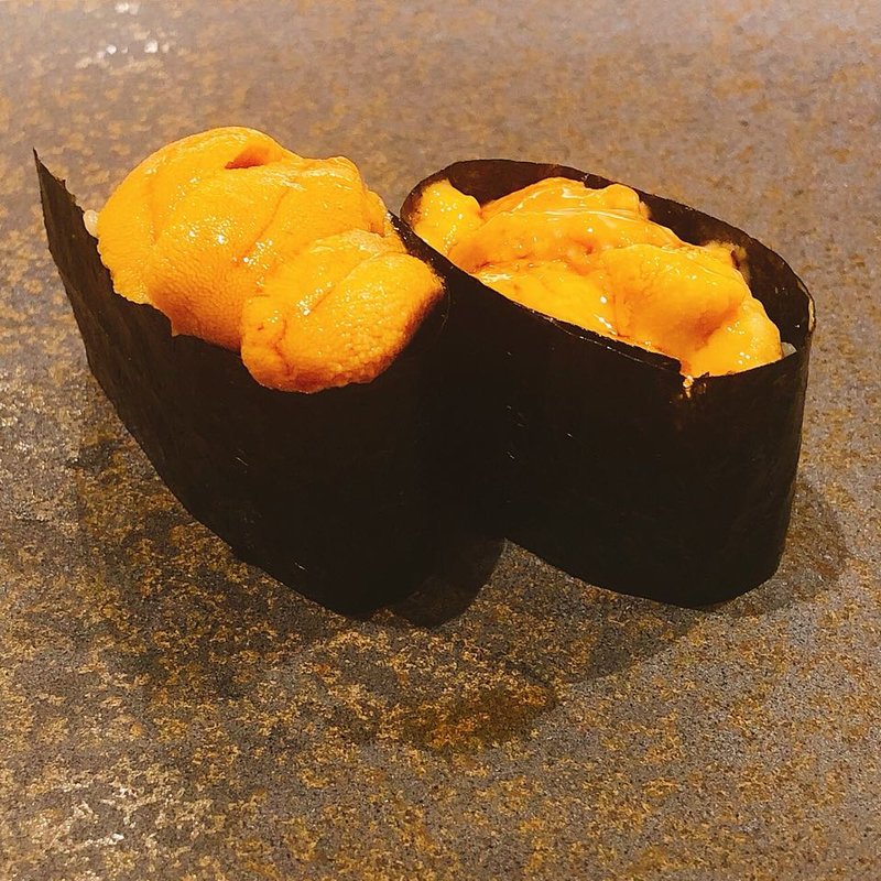 ウニの軍艦巻き(鮨 青海)