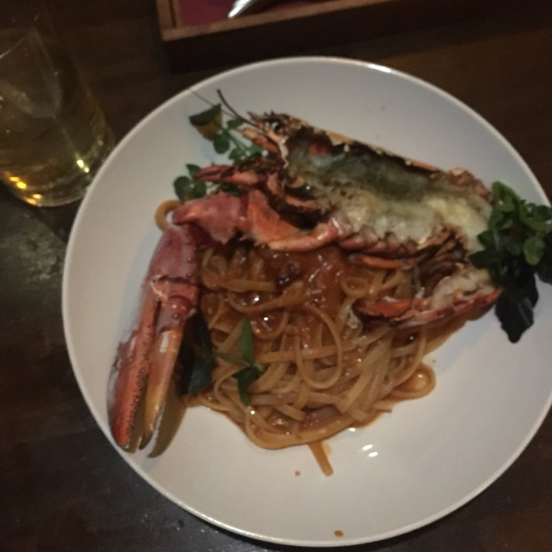 オマール海老のアメリケーヌパスタ(Baru Comodo （バルコモド）)