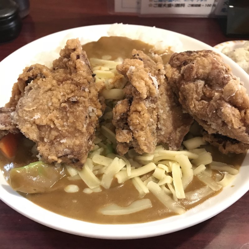 カレー　とり（唐揚げ）カレー(ど丼がぁドン)
