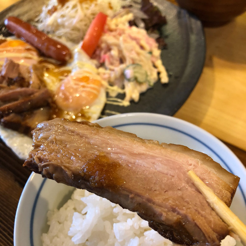 叉焼エッグ定食(らーめん大衆酒場 一富士)