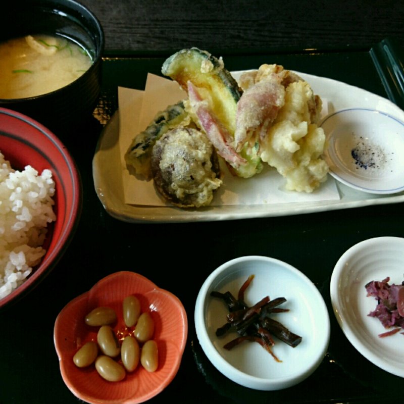 お漬物天ぷら膳(土井志ば漬本舗 本店 )