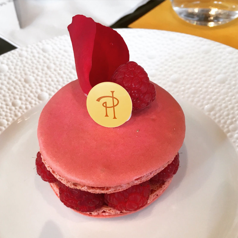 マカロン(ピエール・エルメ・パリ 青山)