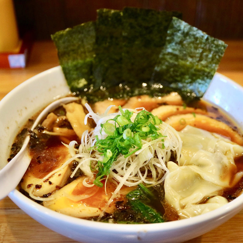 こがくねぎ　ちゃあしゅうわんたんめん(やくみや )