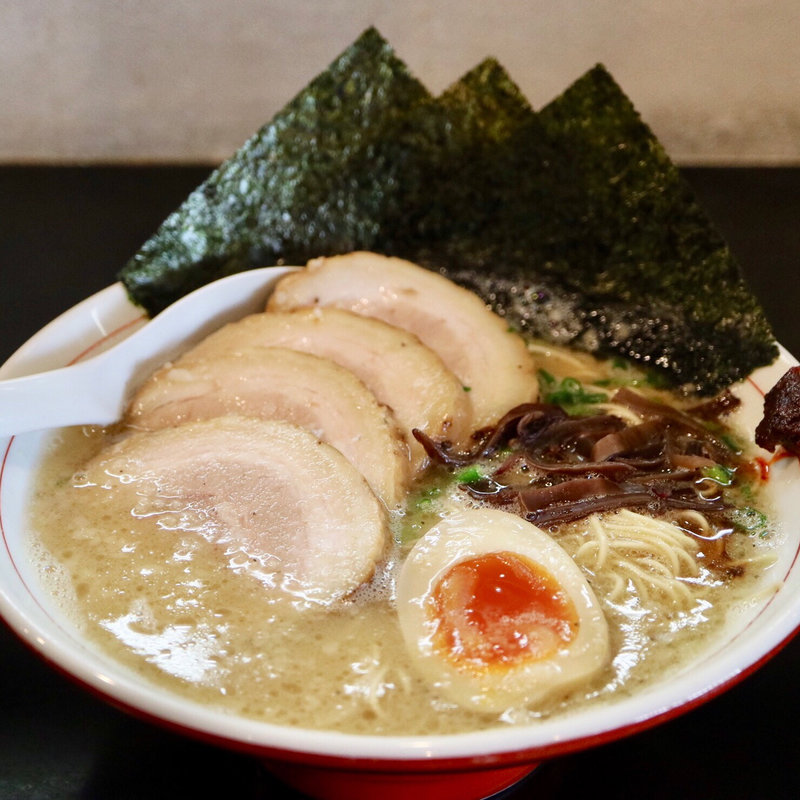 豚骨ラーメン(ラーメンはっせん )