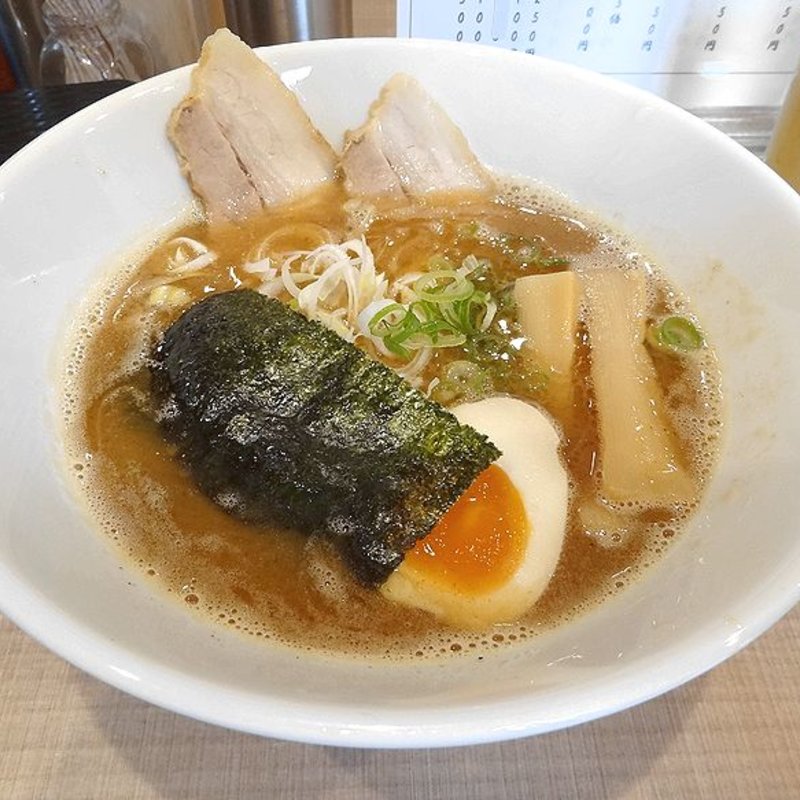 魚介鶏豚骨ラーメン(麺や 恵)