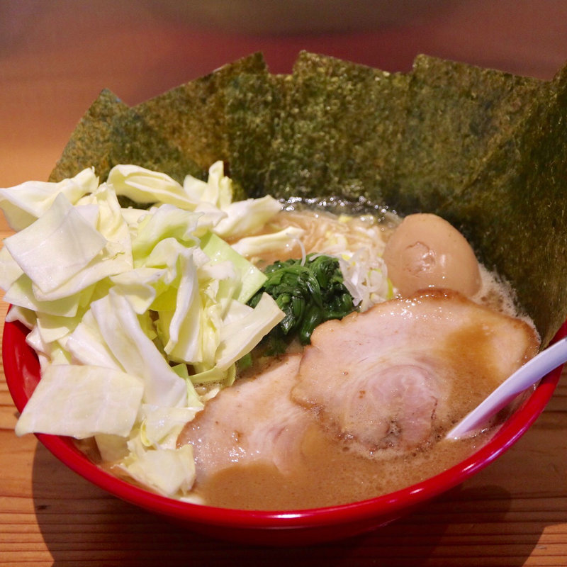 ヤバいラーメン（豚骨醤油）並(RAMEN 圭一屋 本店)