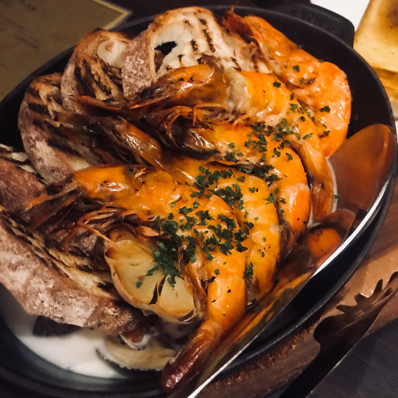 海老入りのクラムチャウダー(THE DAD BOD品川店)