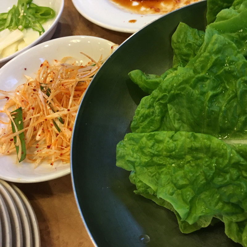 サンチュセット(焼肉 海鮮 山水苑 本店)