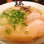 とんこつラーメン(博多麺屋台 た組)