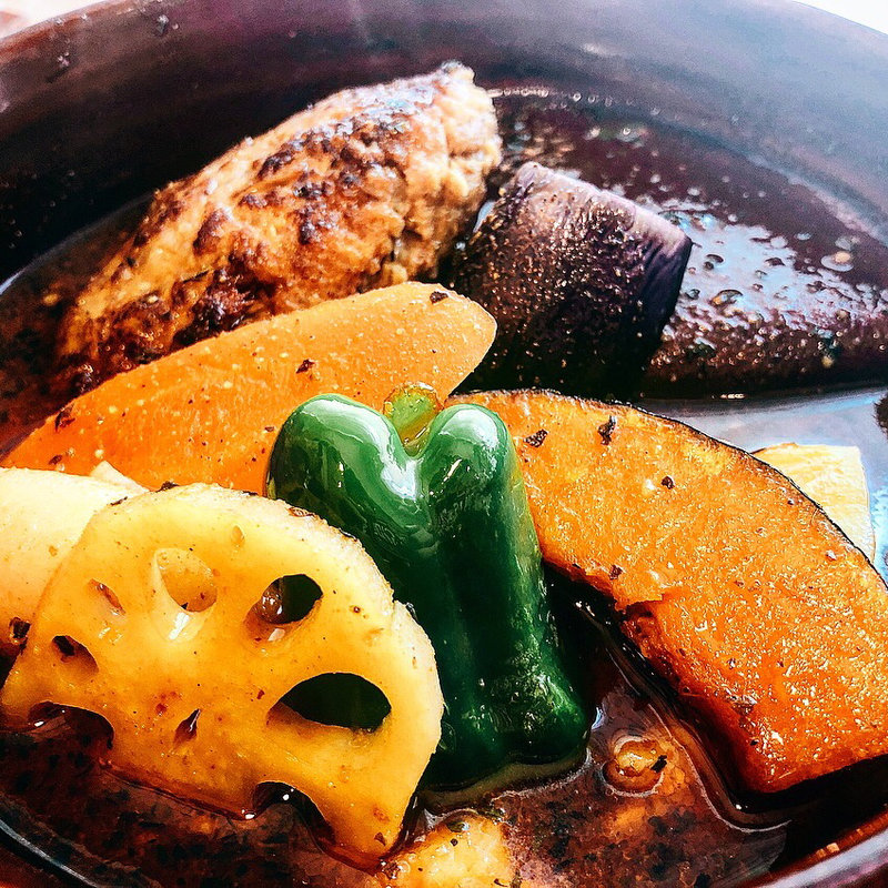 国産豚の煮込みハンバーグ(ピカンティ)