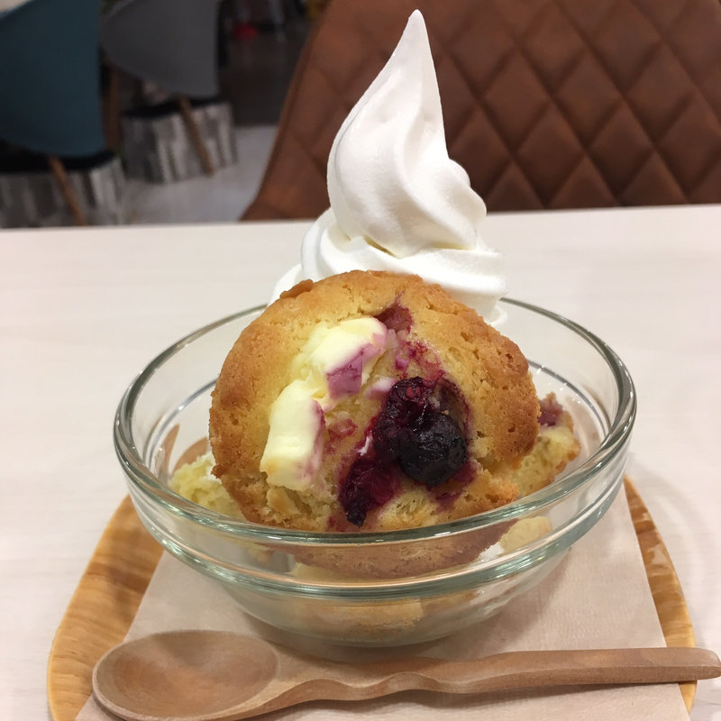 マフィンソフト(Muffin & Bowls cafe CUPS　マフィン&ボウルズ　カップス)