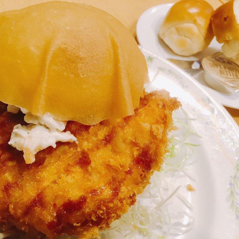 活火山のチキンカツ(レストラン ムーセイオン)