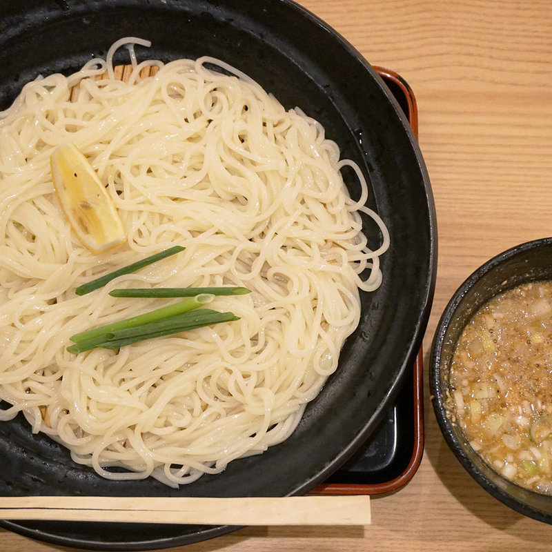 博多細うどん(因幡うどん ソラリアステージ店)