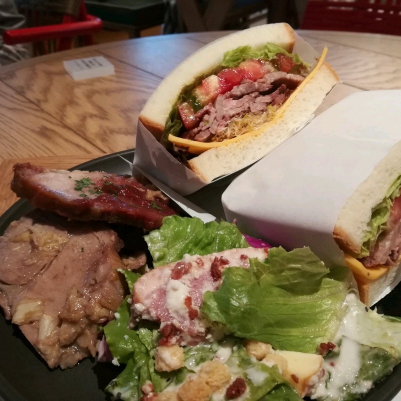 ランチ(Lexus meets...the spindle)