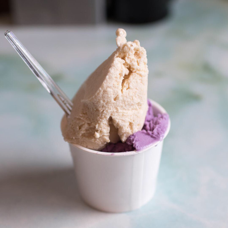 ダブル(佐用もち大豆きなこ、紅いも)(あいす工房さなえ )