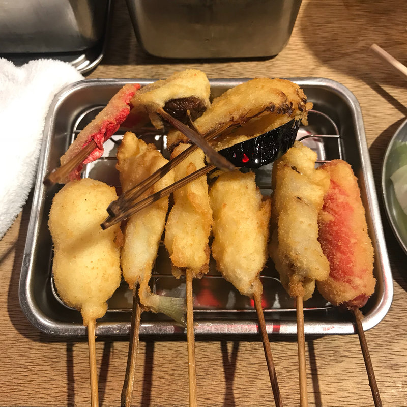 串かつ10本セット（8本セット＋うずらの卵・しいたけ）(串かつ でんがな 新宿西口ハルク店 )