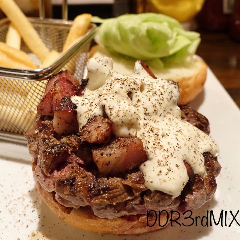 チャンキージャンキー(シェイクツリー バーガー＆バー （shake tree burger&bar）)