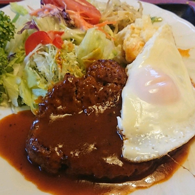 ハンバーグランチ(プーサンの店)